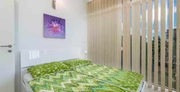 Ferienwohnung Vedran Kufci mit Terrasse und privatem Pool