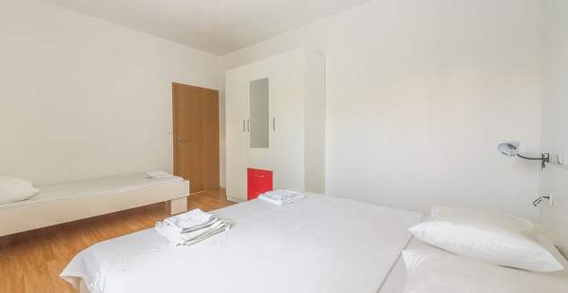 Apartments Tonči/Two bedroom A2 with balcony- Okrug Gornji