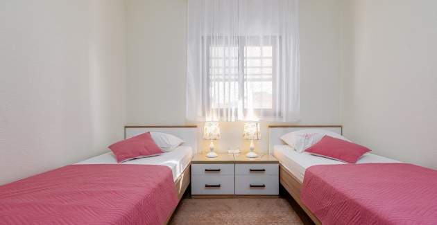 Appartamento Protega A1 con due camere da letto - Okrug Gornji