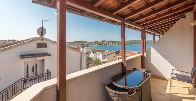 Apartment Ivana-Mira A6 - Okrug Gornji