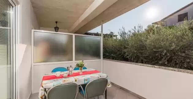 Ferienwohnung Emili A4 mit Balkon und Gartenblick