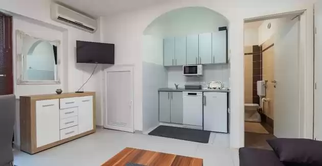 Studio apartman Smaila A2 s terasom