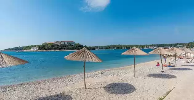 Apartman Lila u Villa Udovicic - Pjescana Uvala