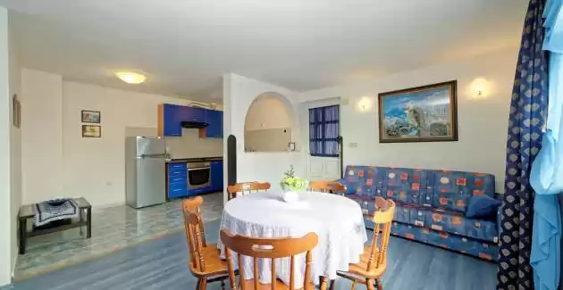 Apartment Blue in Villa Udovicic - Pjescana Uvala