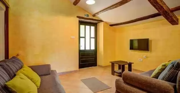 Ferienhaus Kapitani Hum