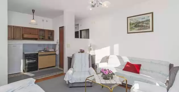 Apartmani Franko Pula / MALI A1 s pogledom na more