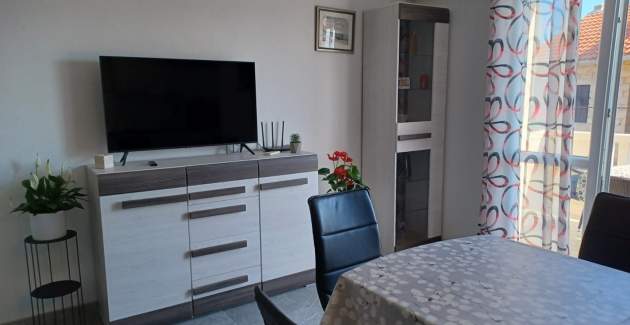 Apartman Grozdana s pogledom na more - Otok Brač