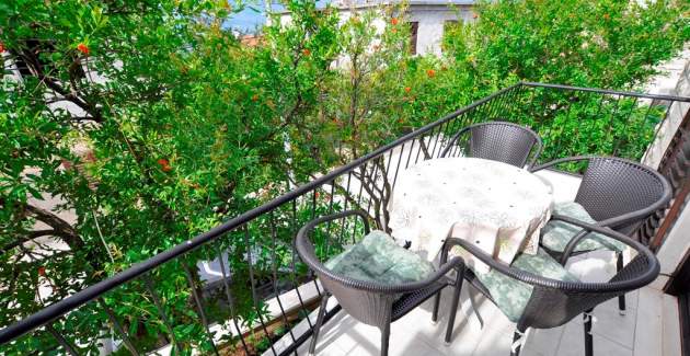 Apartment Grozdana with sea view - Island of Brac