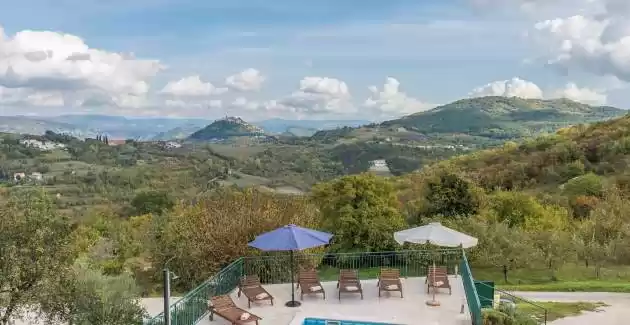 Villa Ana in Spinovci, pogled na Motovun