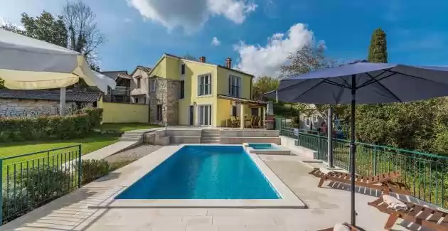 Villa Ana in Spinovci, pogled na Motovun