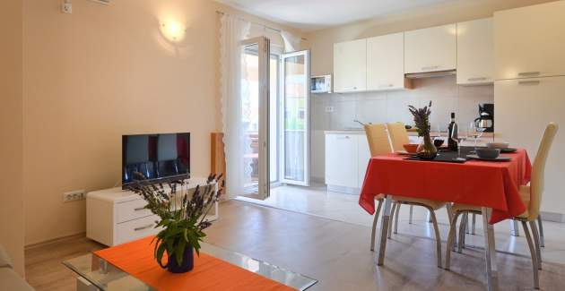 Apartman Hope II