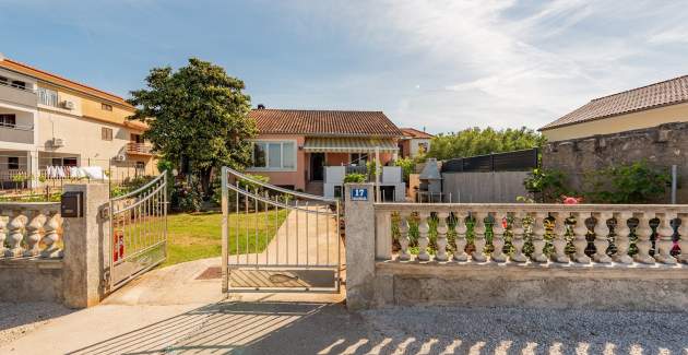 Ferienhaus Anica - Bibinje