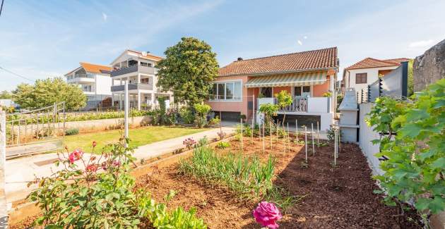 Ferienhaus Anica - Bibinje