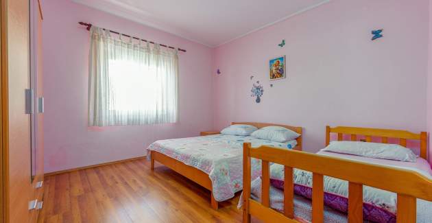 Ferienhaus Anica - Bibinje