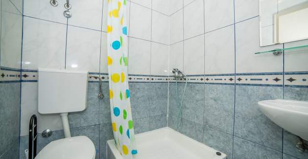 Apartmani Milas/ Nino A2 - Podstrana