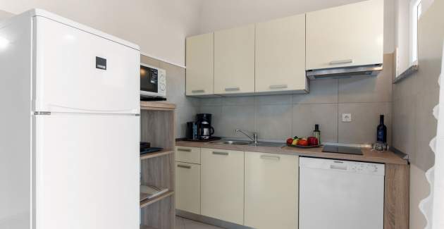 Apartman Hope IV