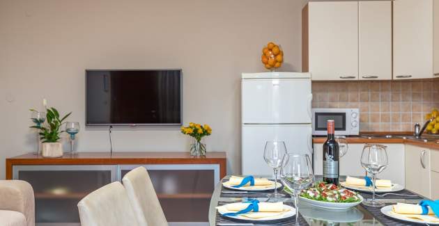 Jednosobni Apartman Irena III sa dijeljenim bazenom