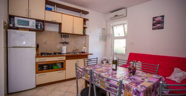 Apartmani Mala Karla/Dvosobni A1 - Poljica