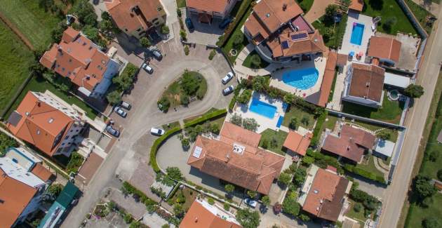 Ferienwohnung Irena V mit Poolblick