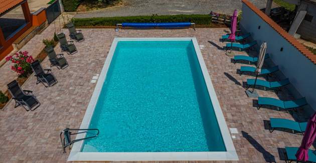 Danka / Apartment mit Gemeinschaftspool A3