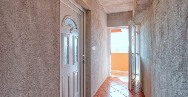 Danka / Apartment with shared pool A4