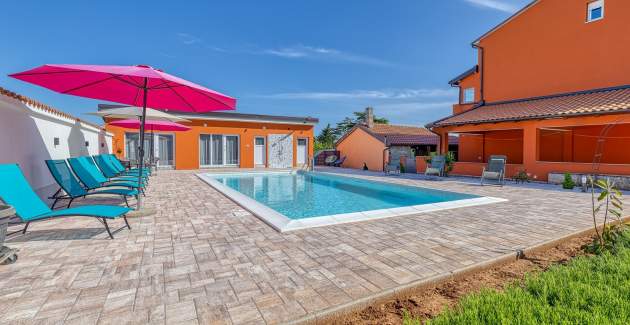 Danka / Apartment mit Gemeinschaftspool A5