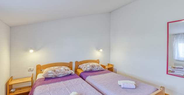 Danka / Apartment mit Gemeinschaftspool A5