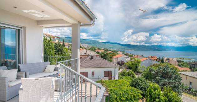 Ferienwohnung Suzy Lavanda mit Balkon und Meer Blick