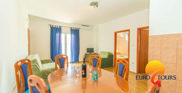 Apartments Jerkin/Two bedrooms A1 Blue - Vodice