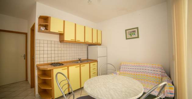 Studio-Apartment Grulovic Yellow - Vodice