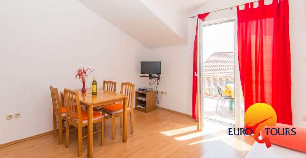 Apartmani Jerkin/Dvosobni A2 Red - Vodice