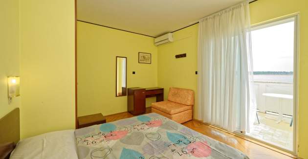 Apartments and Rooms Lanca / Doppelzimmer S1 - Insel Rab