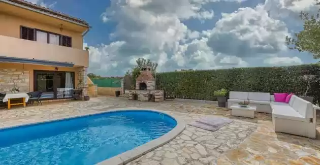 Ferienhaus Marinela mit Privat Pool und Garten