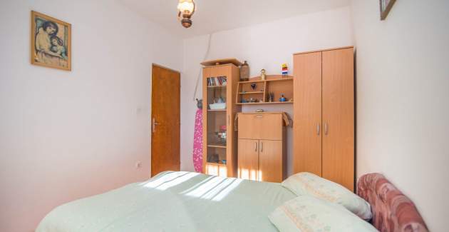 Apartments Cihorich A6 with private pool - Dugi Rat