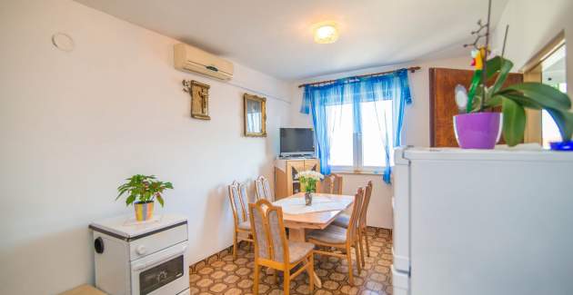 Apartments Cihorich A6 with private pool - Dugi Rat