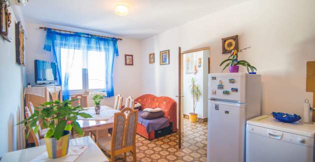 Apartmani Cihorich A6 s privatnim bazenom - Dugi Rat