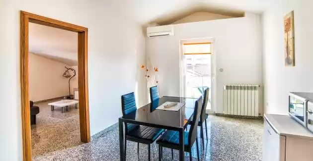 Apartments Ori/One-bedroom A3 with balcony - Pula