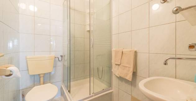 Apartmani Blazenka / Apartman A2 - Lokva Rogoznica