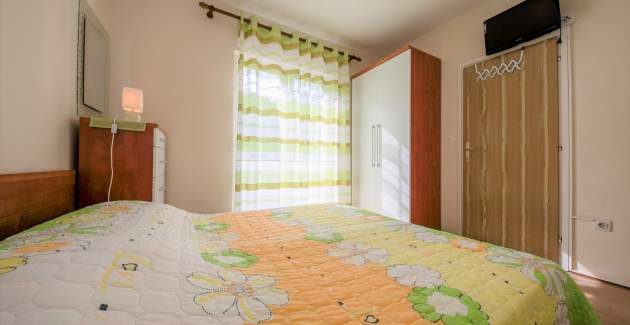Anica Kampor / Room S5 with garden view - Island of Rab