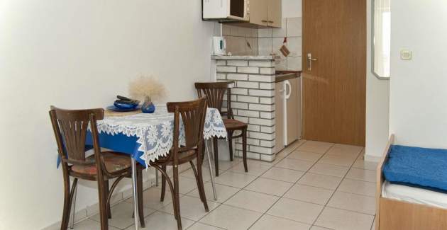 Studio apartman Danica I s pogledom na more - Gradac