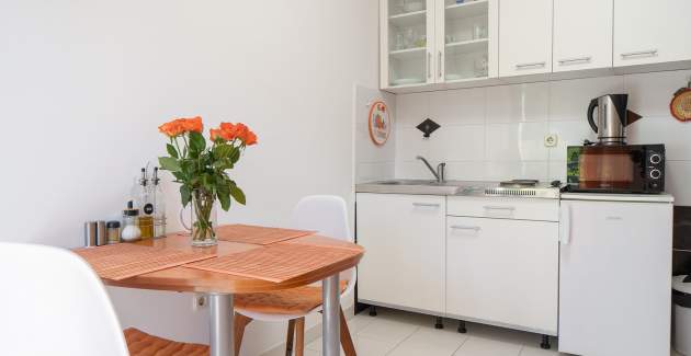 Apartments Zoran Duce/Studio AS2 Orange - Dugi Rat