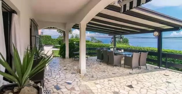 Authentic Villa Zatka with Sea View and Private Pool