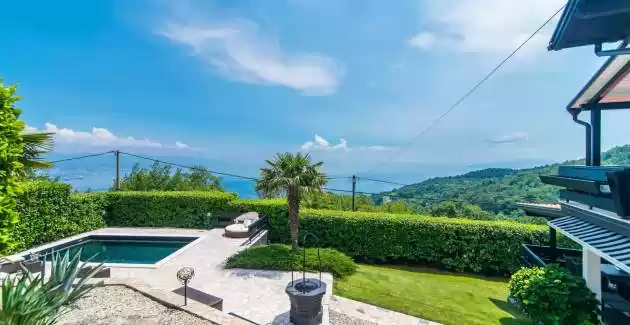 Casa per le vacanze Zatka con piscina privata e vista mare