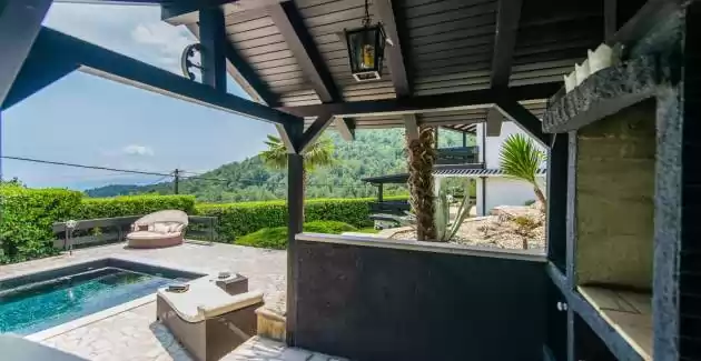 Casa per le vacanze Zatka con piscina privata e vista mare