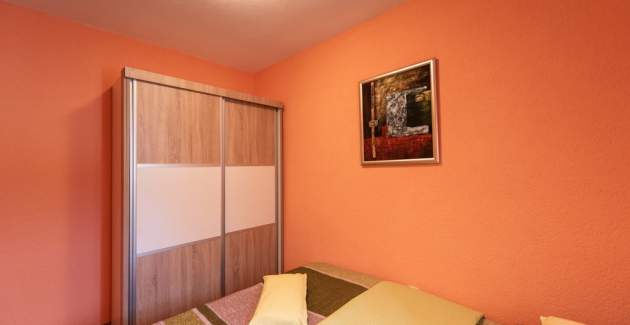 Apartmani Karen / Trosobni apartman A5 - Vinišće