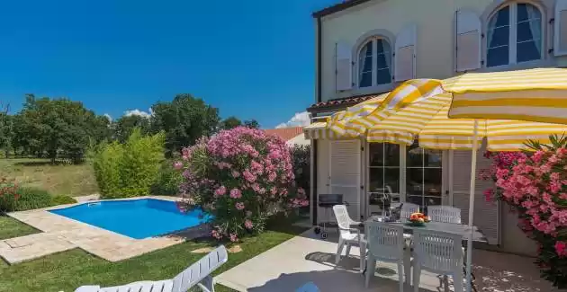 Villa Bella Vista mit Meerblick 