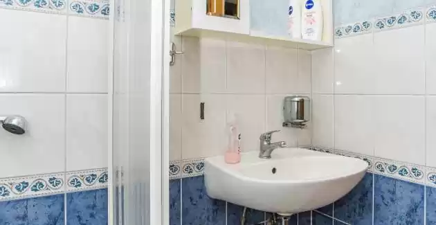 Apartmani Fortuna / Apartman A1 - Lokva Rogoznica