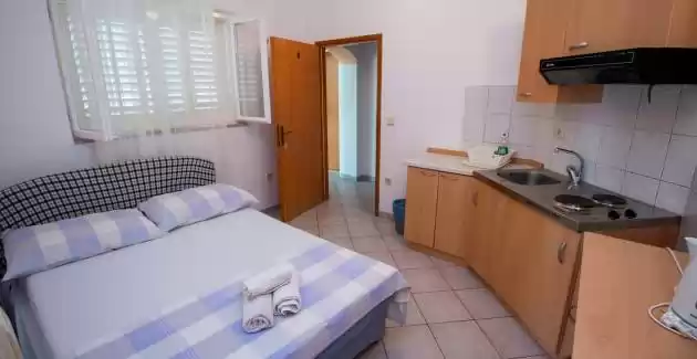 Apartmani Fortuna / Apartman A4 - Lokva Rogoznica