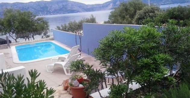 Villa Iva / Apartment A2 - Otok Brač