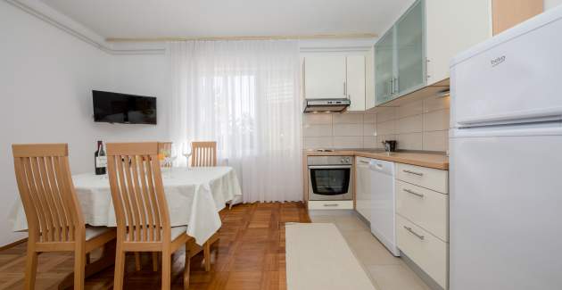 Apartments Ljubica Banjol / Apartment A2 - Insel Rab
